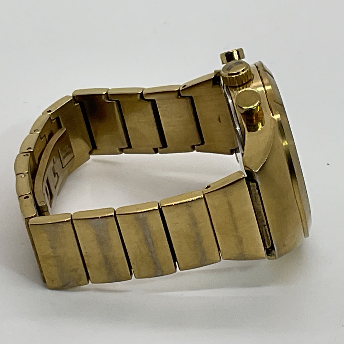 VESTAL Madera V.9 Women's Gold Tone Watch- NEEDS BATTERY