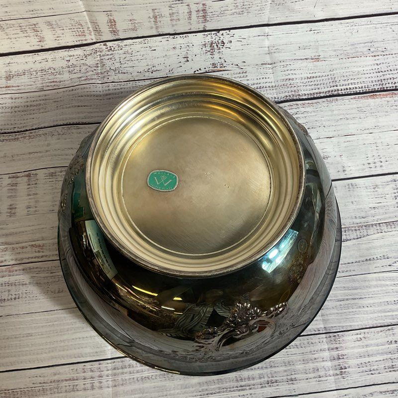 VTG. WALLACE 524 Silver Plate Punch/Serving Bowl- 12"