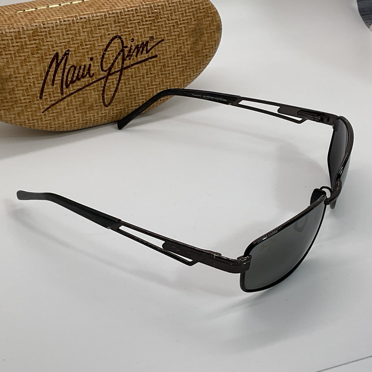 MAUI JIM MJ227-02 Puamana Men's Dark Gunmetal Sunglasses with Case- 56[ ]19 130