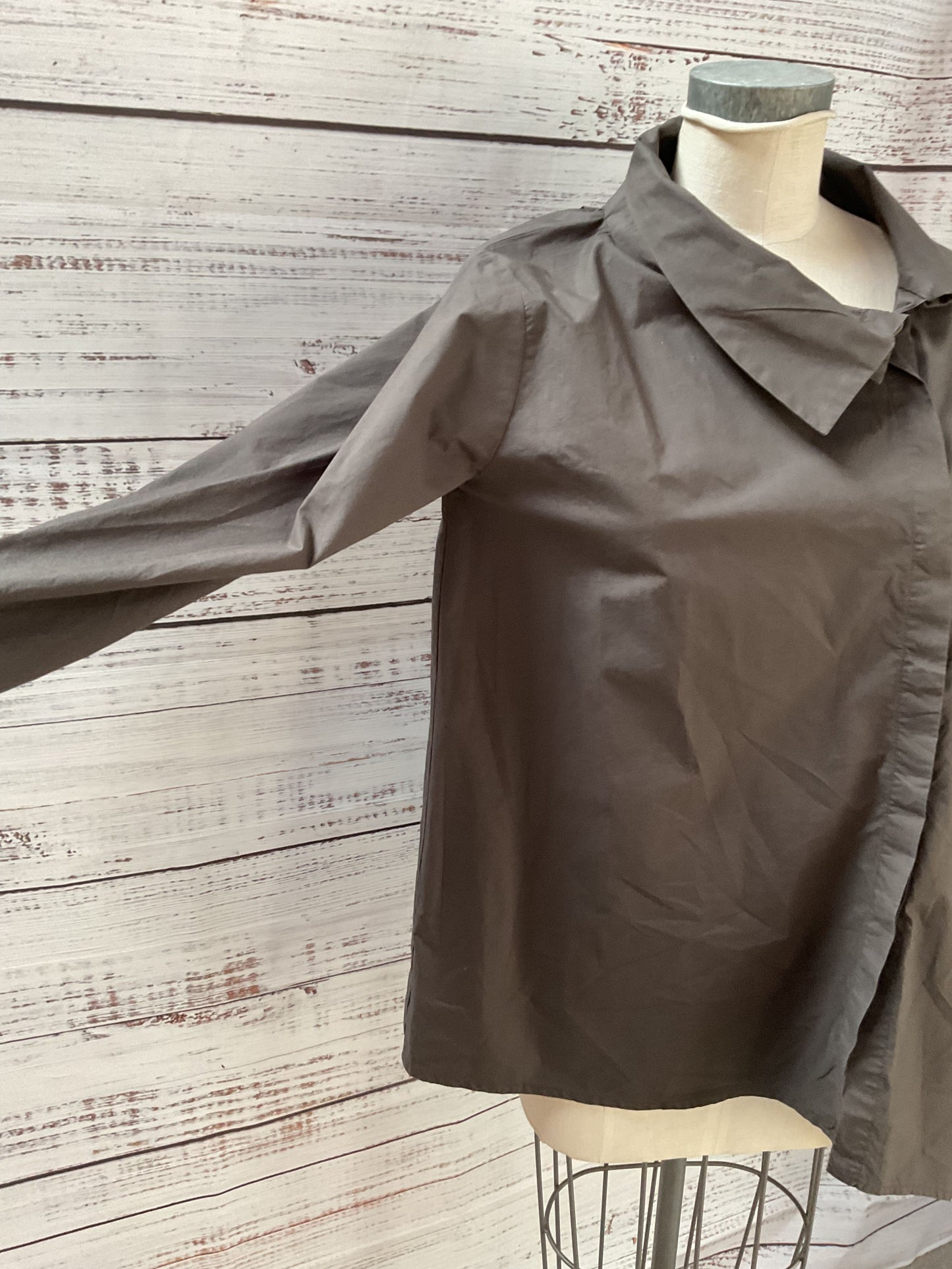AmmA kadem Grey Asymmetric Collar Long Sleeve Button Up Shirt - Size OS