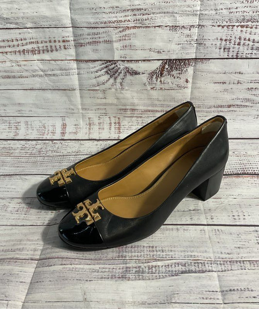 TORY BURCH Everly Black Leather Cap Toe Pumps Heels Gold Logos Women’s Size 7