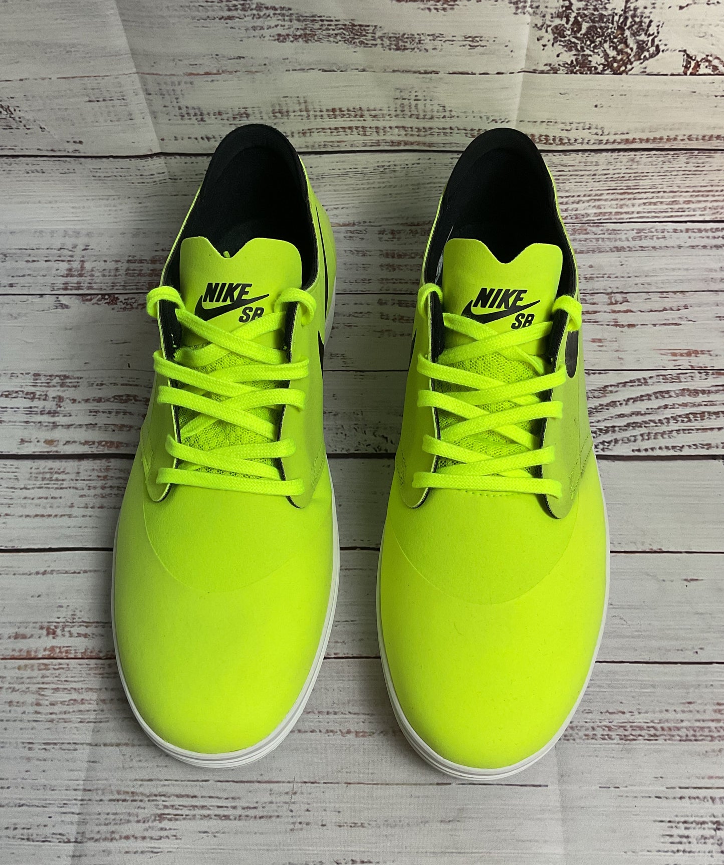Nike SB Lunar Oneshot Neon Green Athletic Shoe Men Size 10.5 New in Box