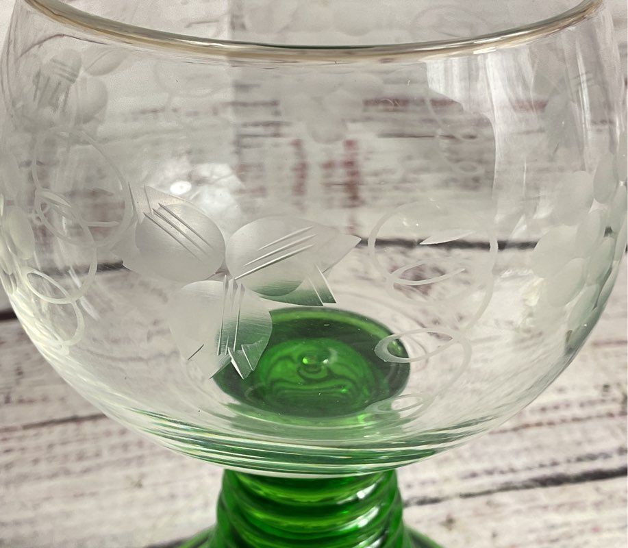 Roemer Style Set of 4 Glass Goblets Green Clear