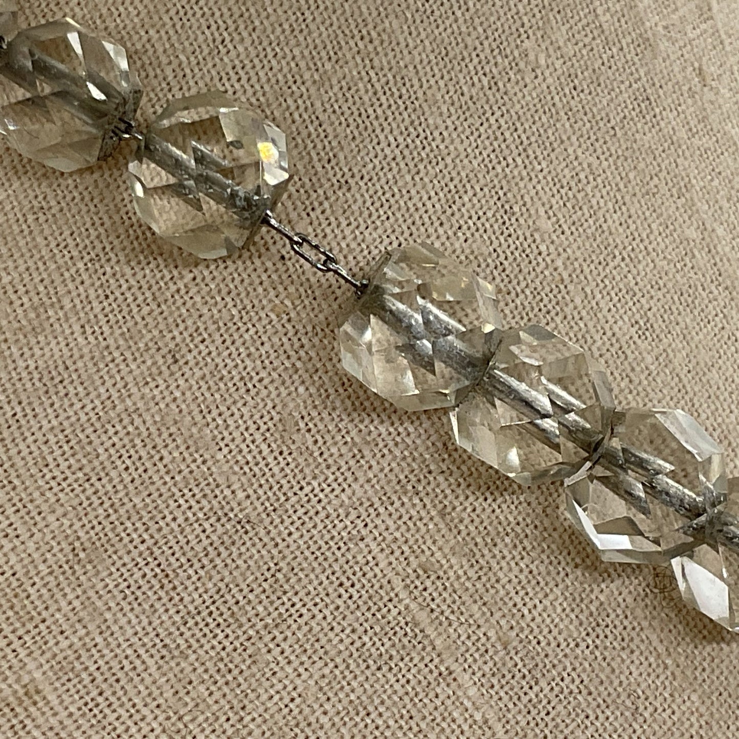 VTG. Art Deco Sterling Faceted Graduated Crystal Quartz Beaded Necklace- 14.75"
