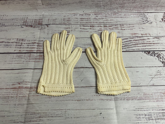 Vintage Cream Knit Gloves - Size 7