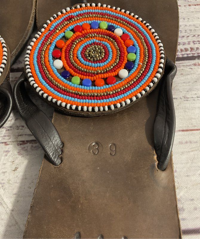 Global Girls Women's Dark Brown Leather Beaded Masia Macho Sandals Size 39