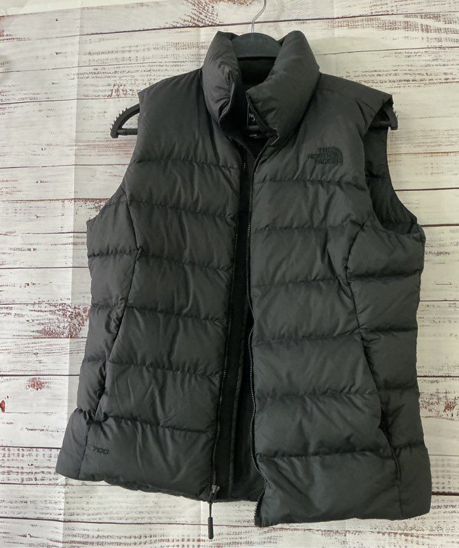 Women's The North Face Black Quilted Vest Size S