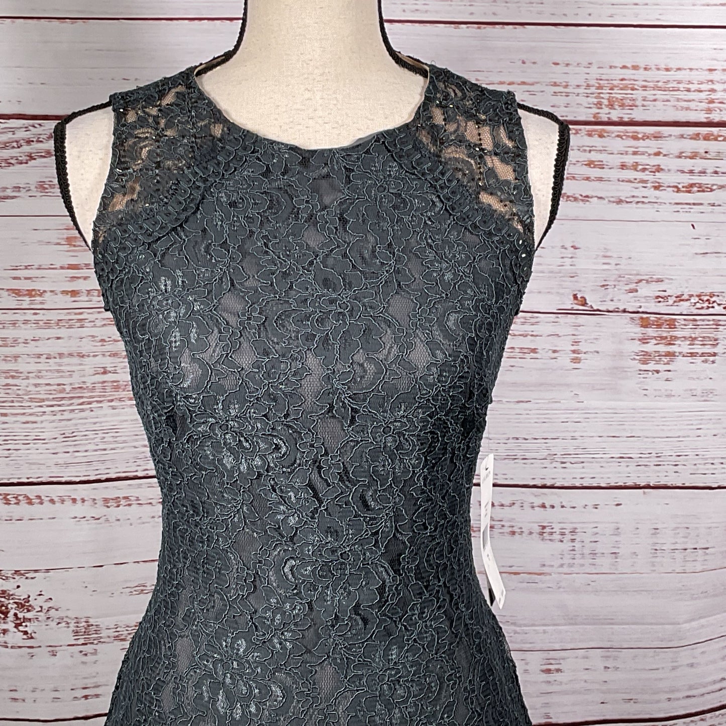 NWT LAUREN RALPH LAUREN Women's Gray Beaded Lace Sleeveless Cocktail Dress- SZ 8