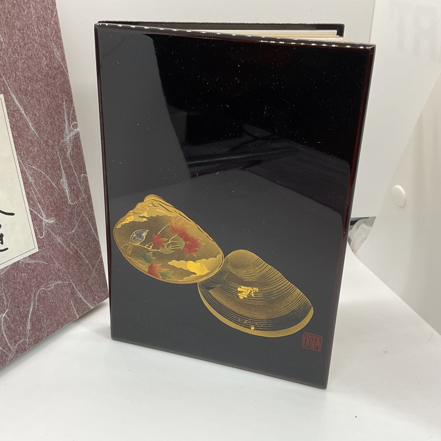 NEW VINTAGE Chinese Lacquer Hanagai Awase Motif Address Book
