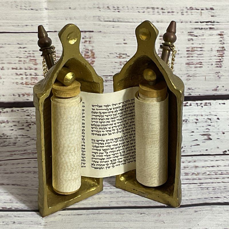 VTG. Jewish Hebrew Judaica Brass & Enamel Torah Scroll- 4.5"