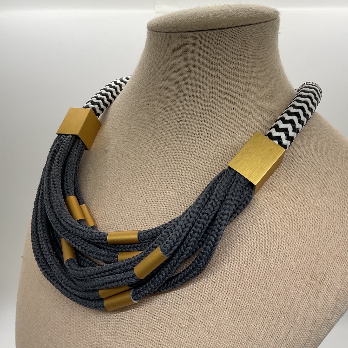 NEW CHRISTINA BRAMPTI Contemporary Cord Gray Black White Choker Necklace 18"