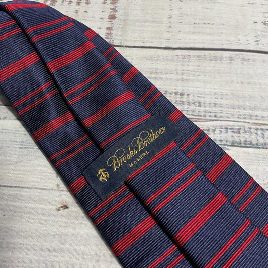 NWT Brooks Brothers Navy Blue and Red Horizontal Striped Silk Tie