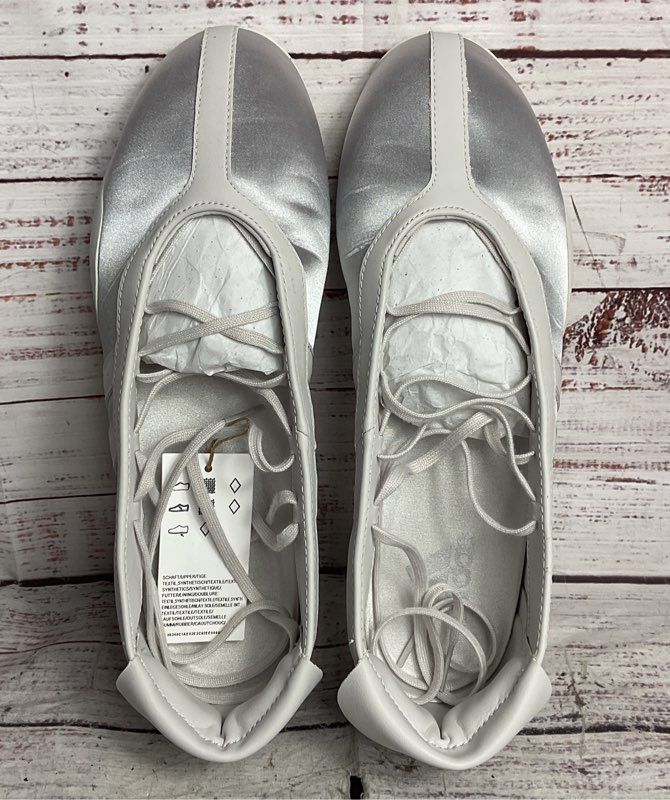 Adidas Women's Originals Taekwondo Mei Ballet Sneakers Silver Metallic 10.5