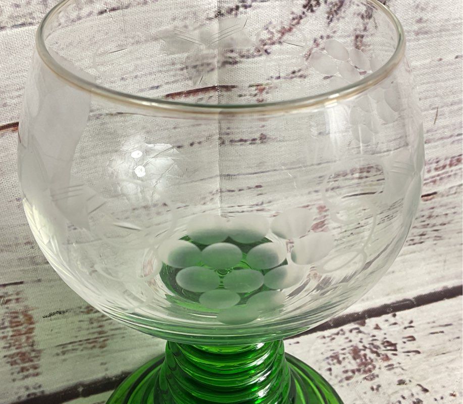 Roemer Style Set of 4 Glass Goblets Green Clear