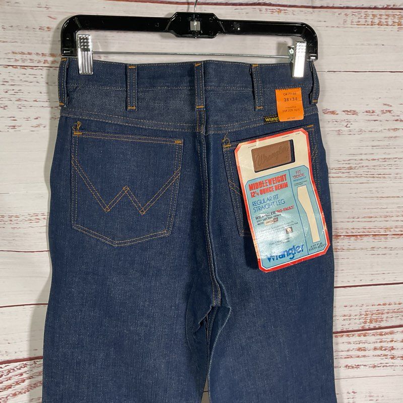 Vintage 80s Deadstock Wrangler Middleweight 12.25 oz Straight Leg Jeans 28x34