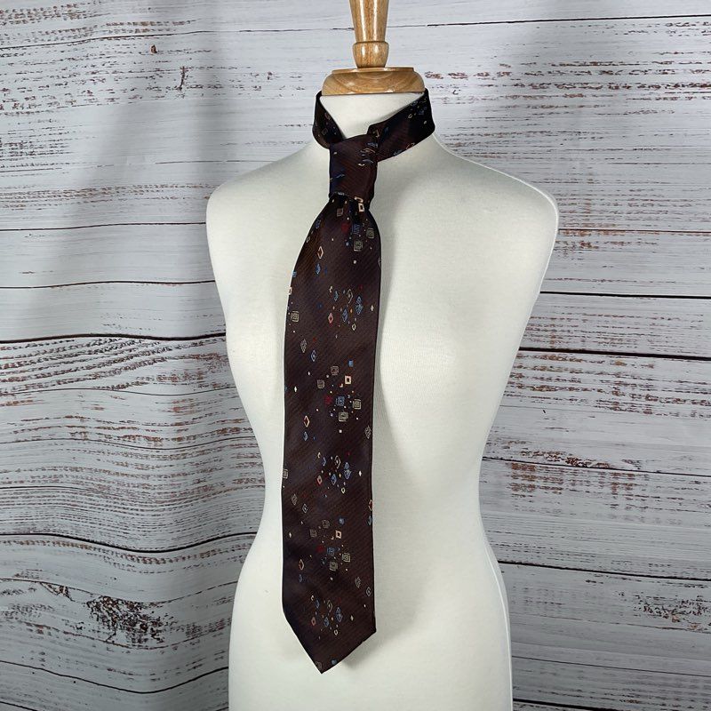 Brioni Brown Abstract Geometric Pattern Silk Tie - Size 60 in.