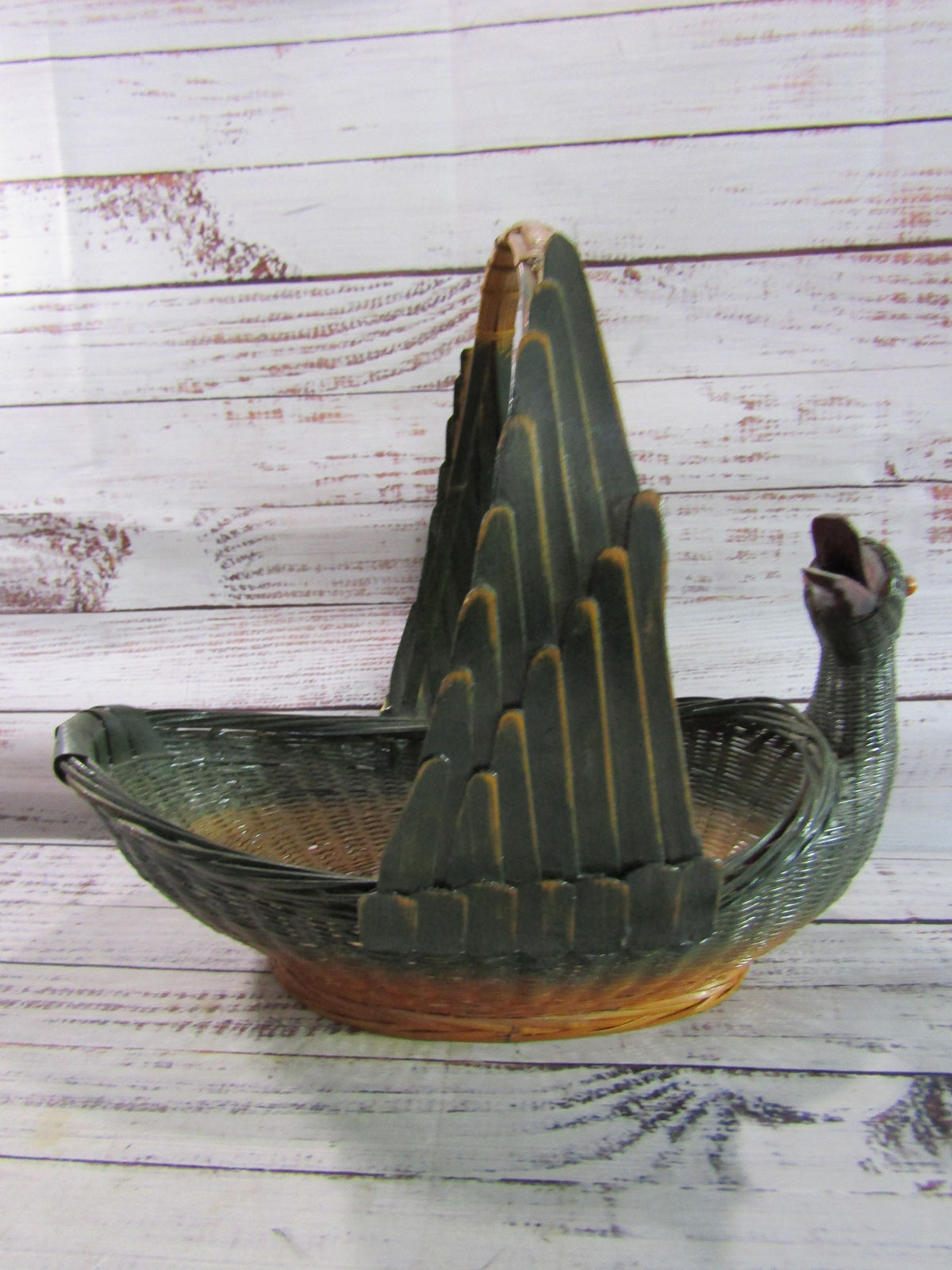 Vintage Shanghai Handicraft Mallard Woven Wicker Basket