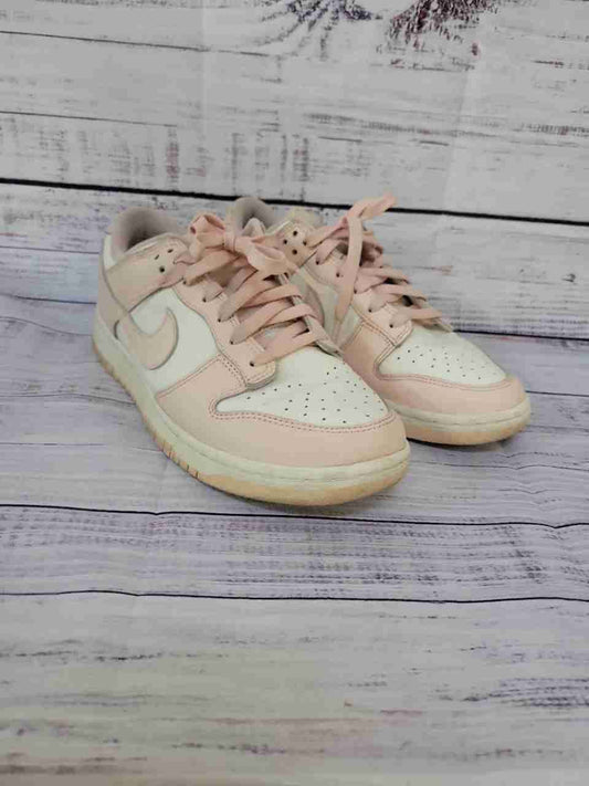 Women's Nike Dunk low Pink Sneaker Size 9