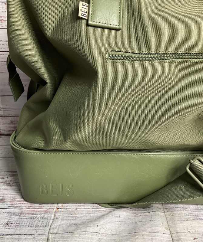 Beis Travel The Weekender Bag Olive
