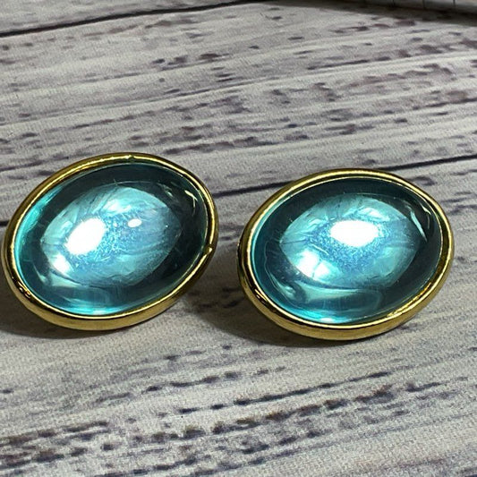 VTG. TRIFARI Gold Tone Blue Oval Rhinestone Clip On Earrings- 1.25"