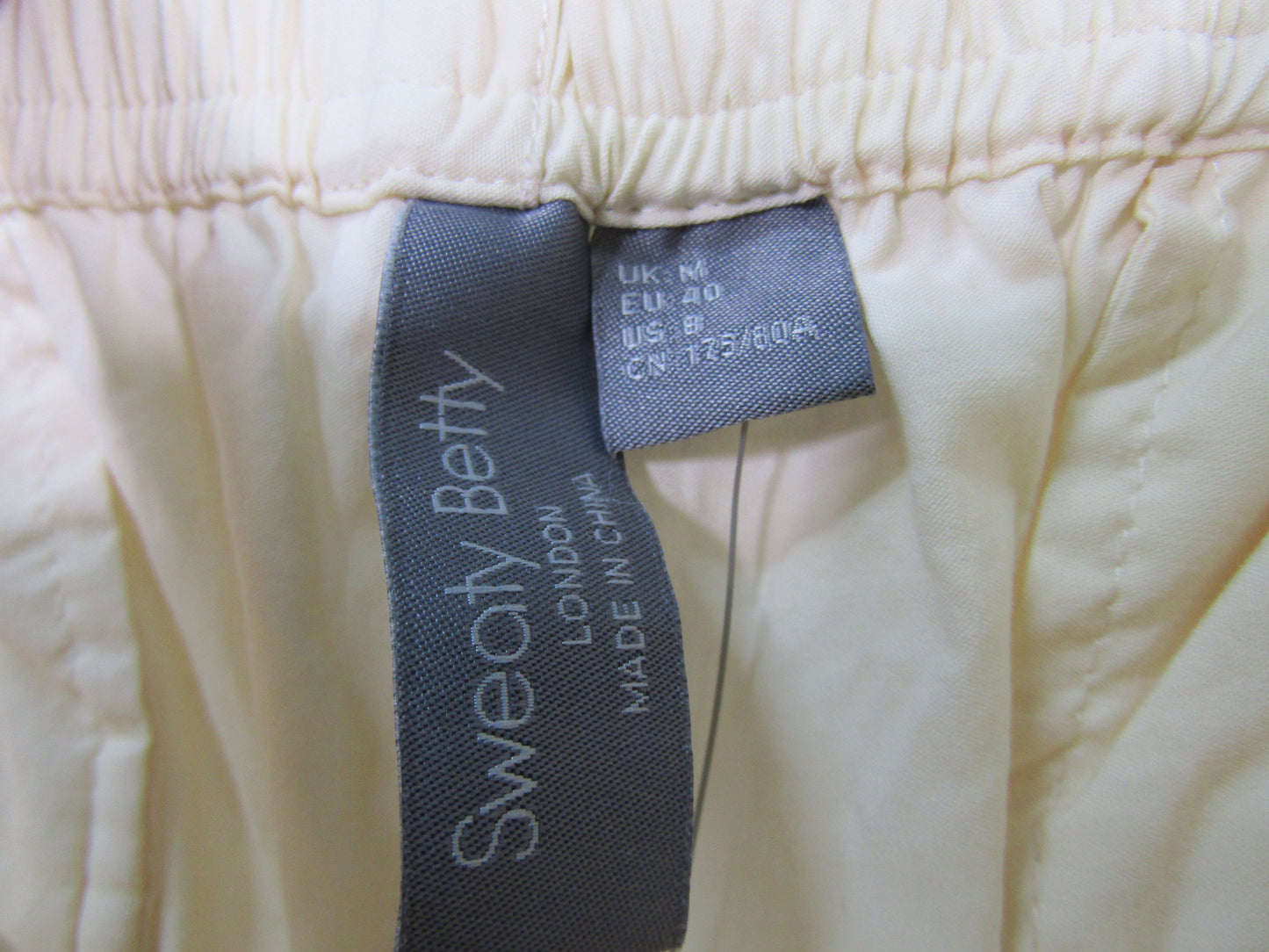 Sweaty Betty Quinn Women's Mirage White Cargo Pants Size M