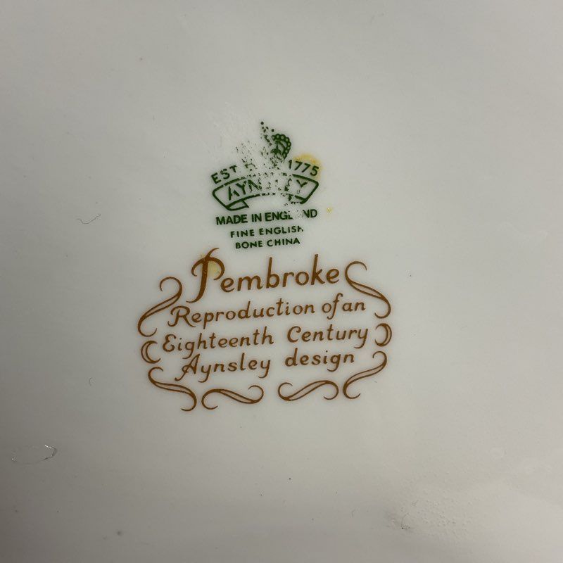 Ainsley Pembroke Porcelain Strawberry Basket Floral Tea Tray