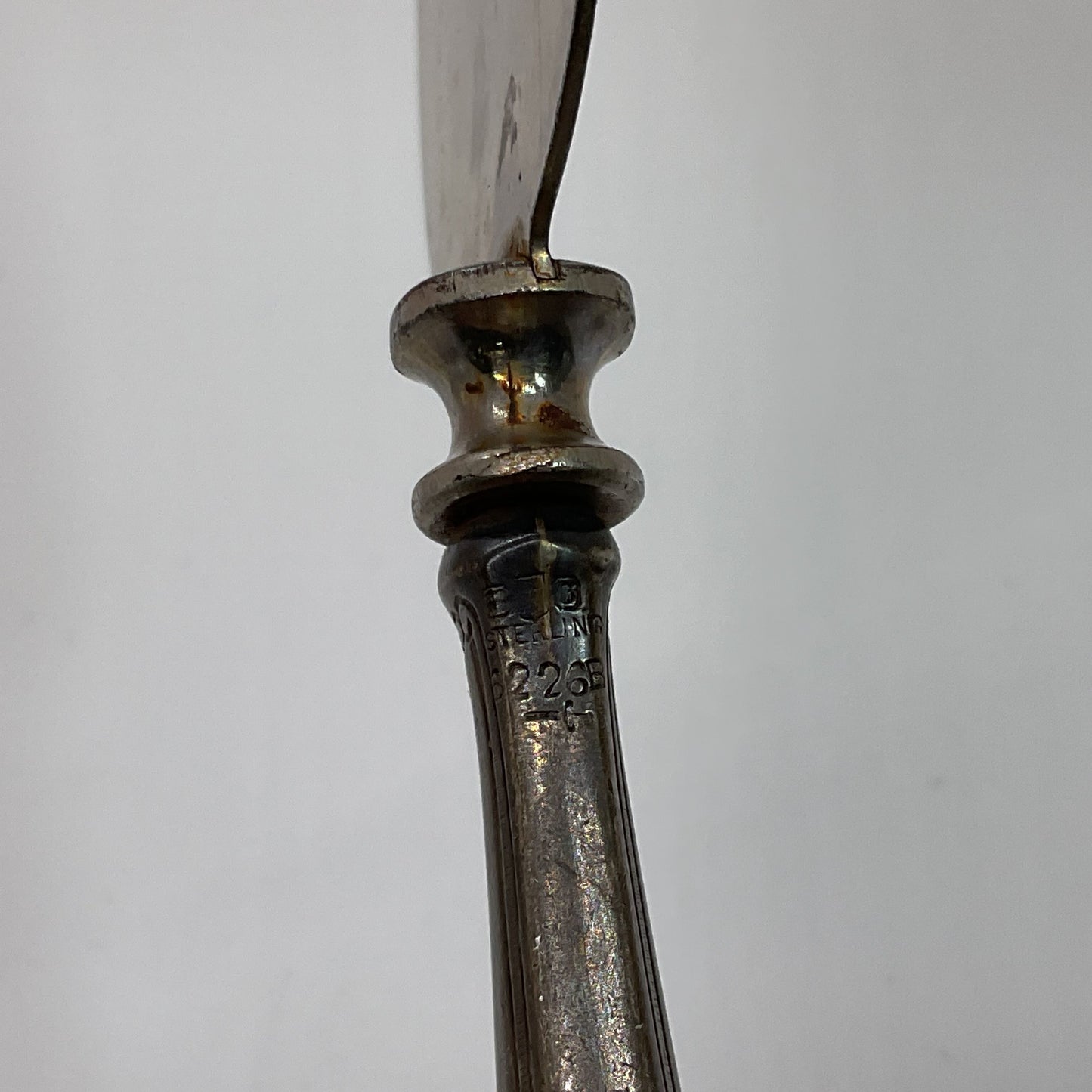 VTG. Sterling Silver #5228B Cake Knife- 9.5" (4" Handle)