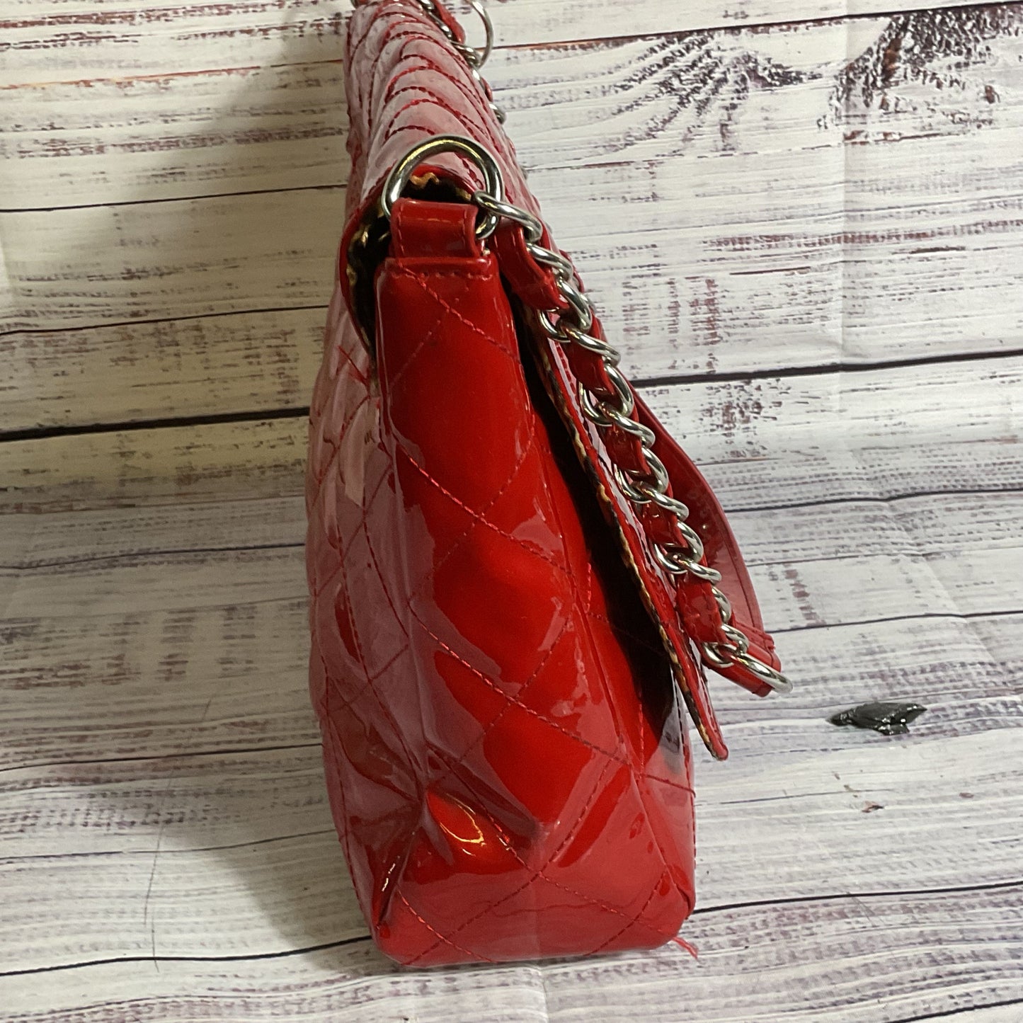 LUX DE VILLE Red Quilted Faux Patent Leather Chain Strap Shoulder Bag 8.5" x 12"