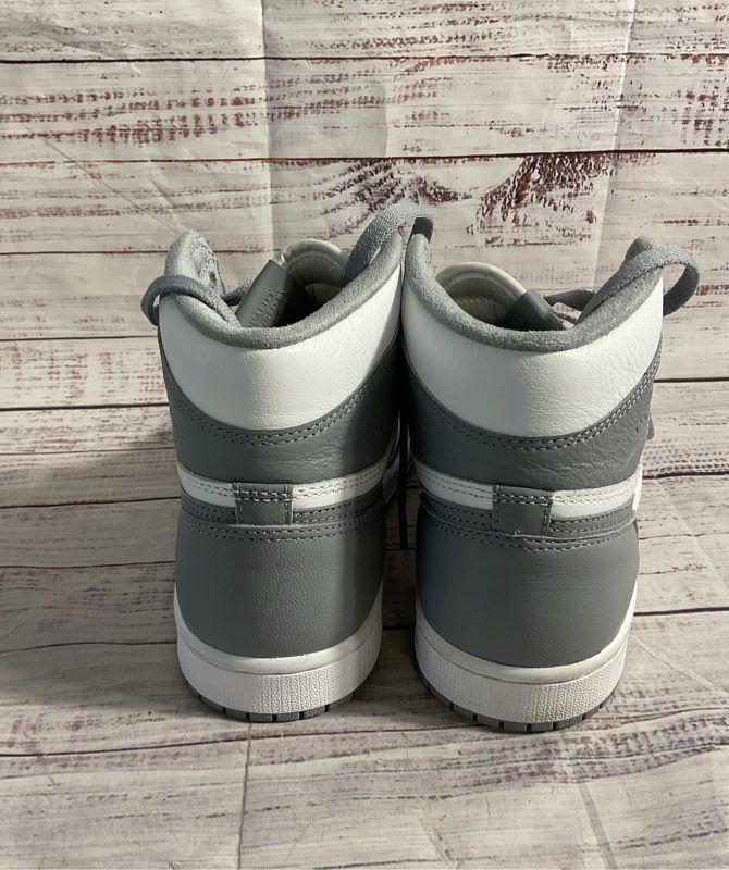 Nike Air Jordan 1 Retro High OG Stealth White Gray Men's Size 8 555088-037