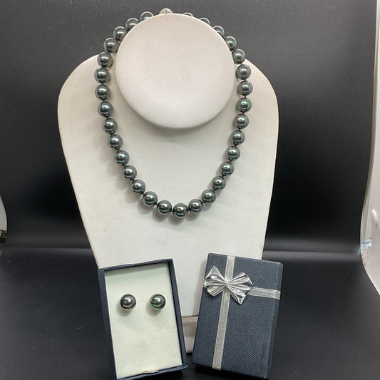 Faux Tahitian Pearl Rhinestone Necklace & Earring Set- 16"