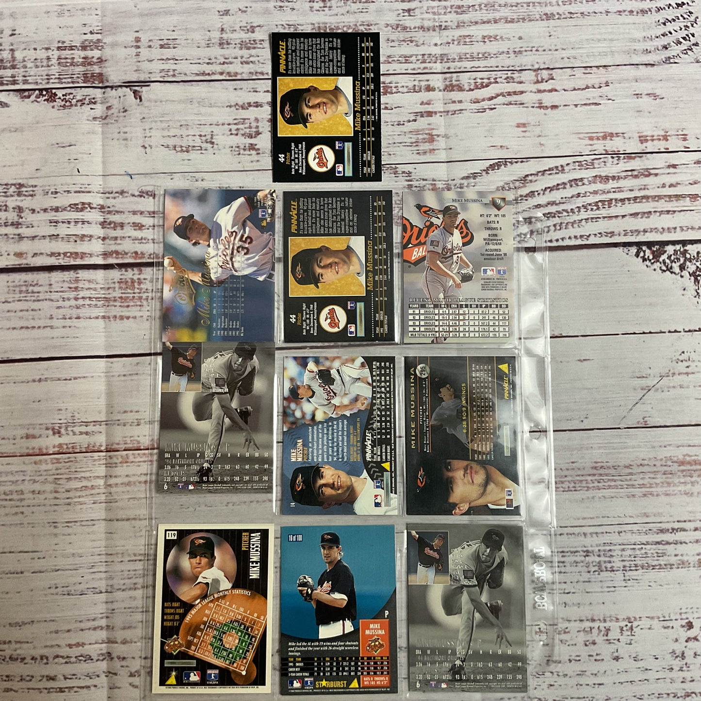 Set of 10 MIKE MUSSINA Baseball Cards- Pinnacle, Fleer, Donruss