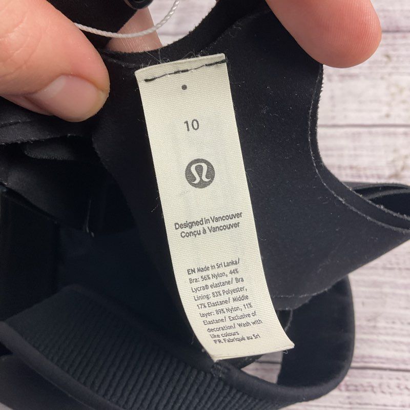 Lululemon UltraLu Square Neck Workout Sports Bra - Size 10