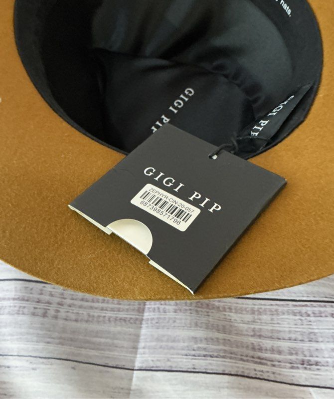 NWT Women's Gigi Pip Australian Wool Zehyr Hat Size 57 Retail $129