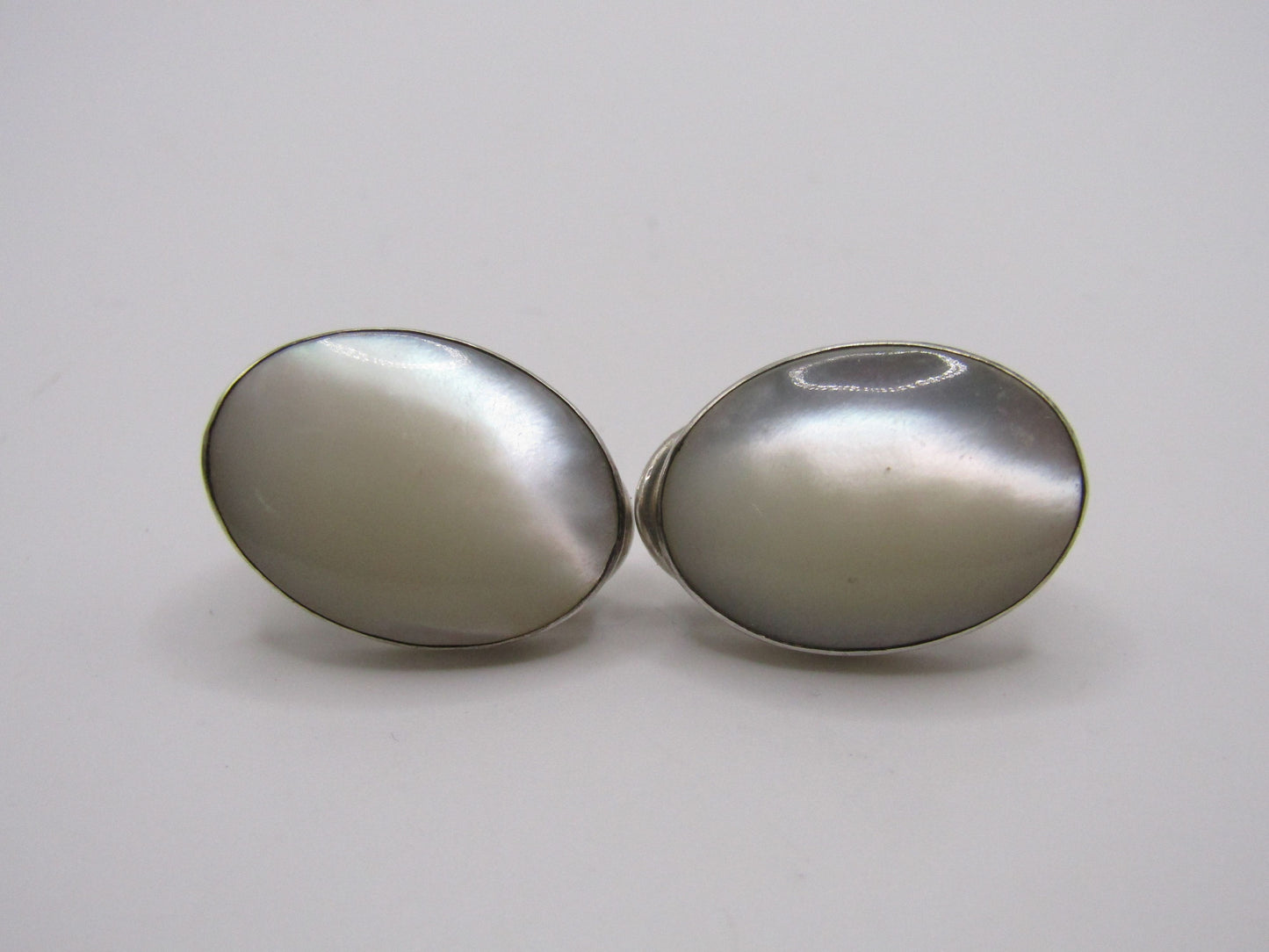 Vintage Sterling Silver Oval Mother of Pearl Clip-On Earrings