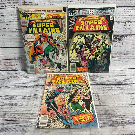 Lot Of 3 Vintage Dc Society Of Super Villains #2 3 5 Ungraded Comic Books