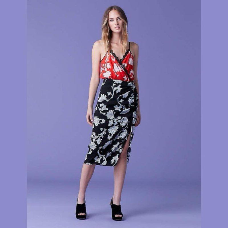 DIANE VON FURSTENBERG Ebony Midi Dress in Sequin Flower Black Multi Size 0