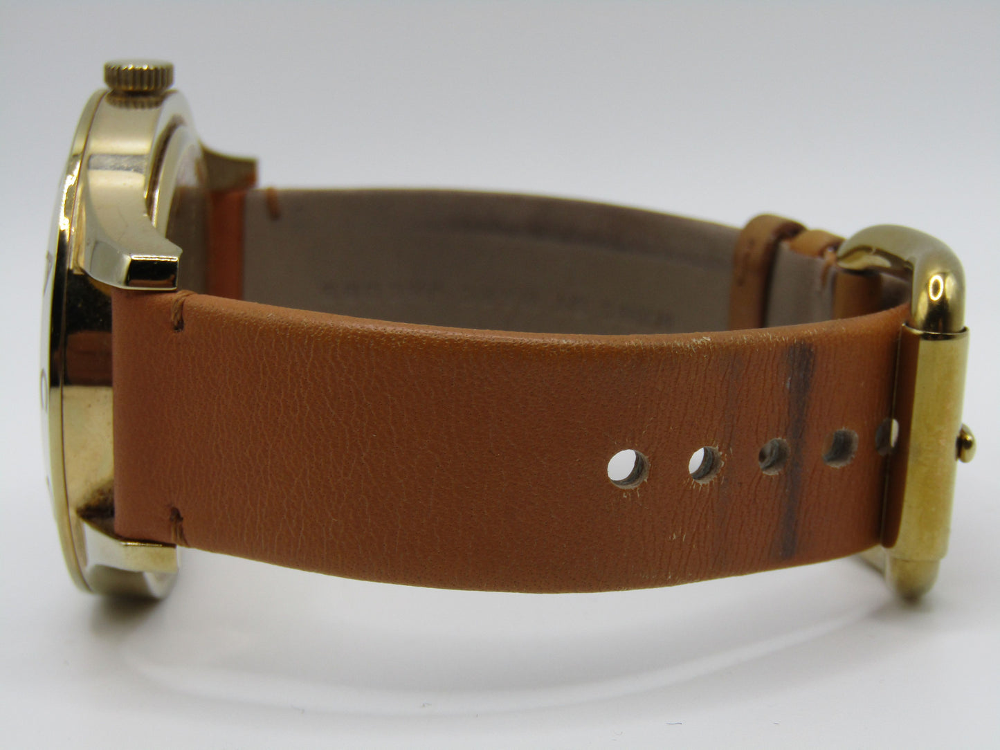 Marc by Marc Jacobs Women's Gold Tone Stainless Steel Leather Band Quartz Watch