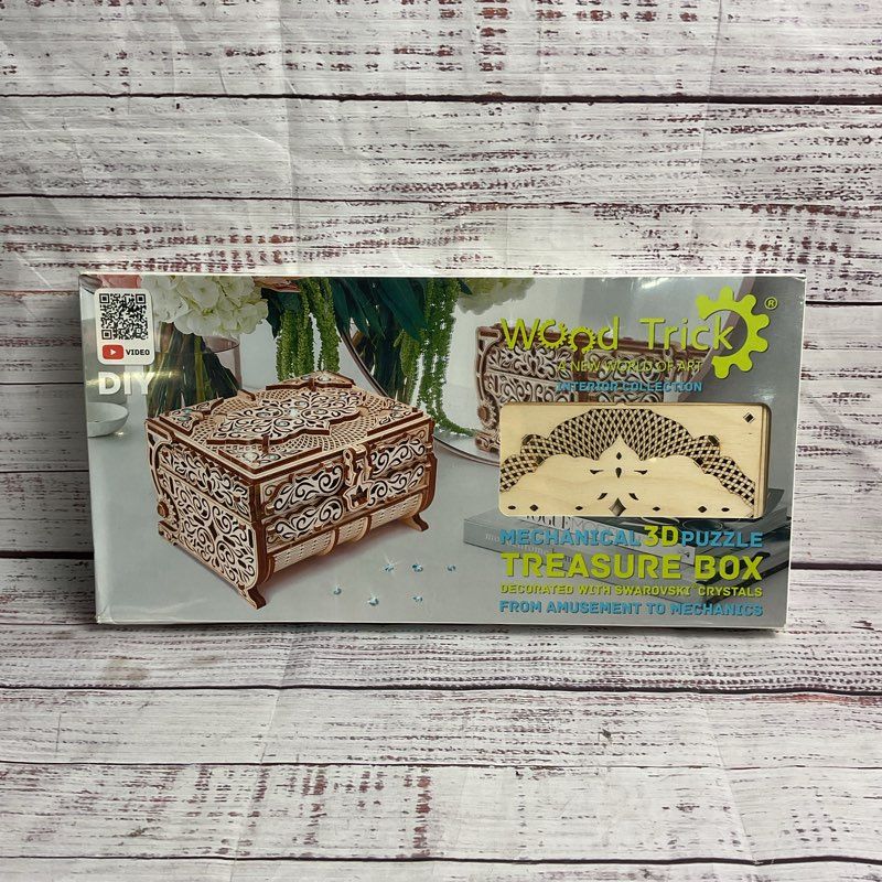 Wood Trick Mechanical 3d Puzzle Treasure Box W/ Swarovski Crystals