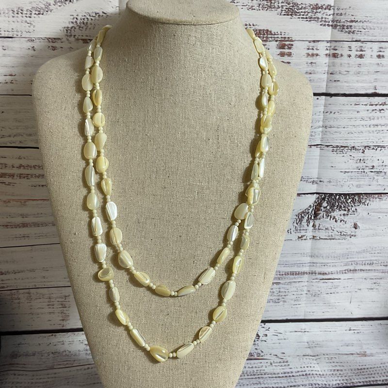 VTG. Mother of Pearl Beaded 55" Necklace