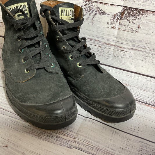 PALLADIUM Men's Black Suede Boots- SZ 44