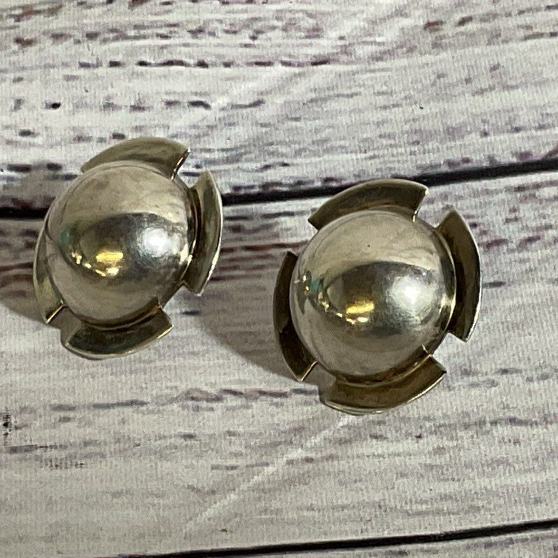 M & J Savitt Sterling Silver 1" Earrings- 13.59g