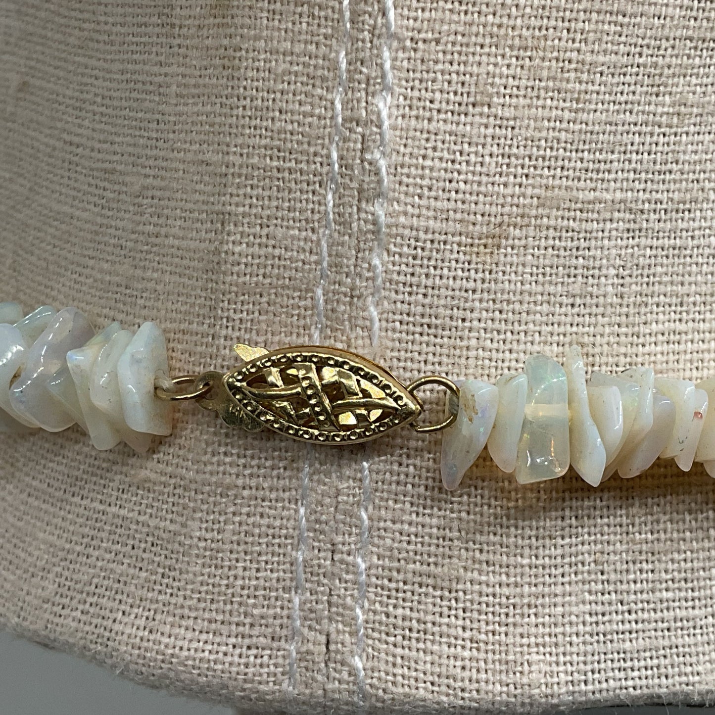 14K Yellow Gold Clasp & Beads Raw Opal Chip Beaded 16" Necklace