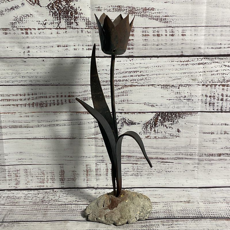 JNF Sderot Tulip Found Metal Judaica Sculpture Made From Qassam Rockets