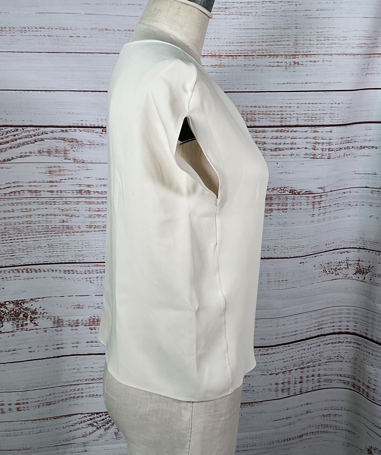 Loro Piana Silk Short Sleeve Top Cream M