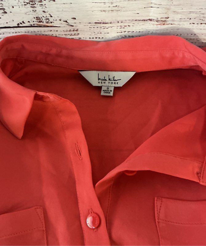 NWT Nicole Miller Coral Blouse w/elastic waist Size S