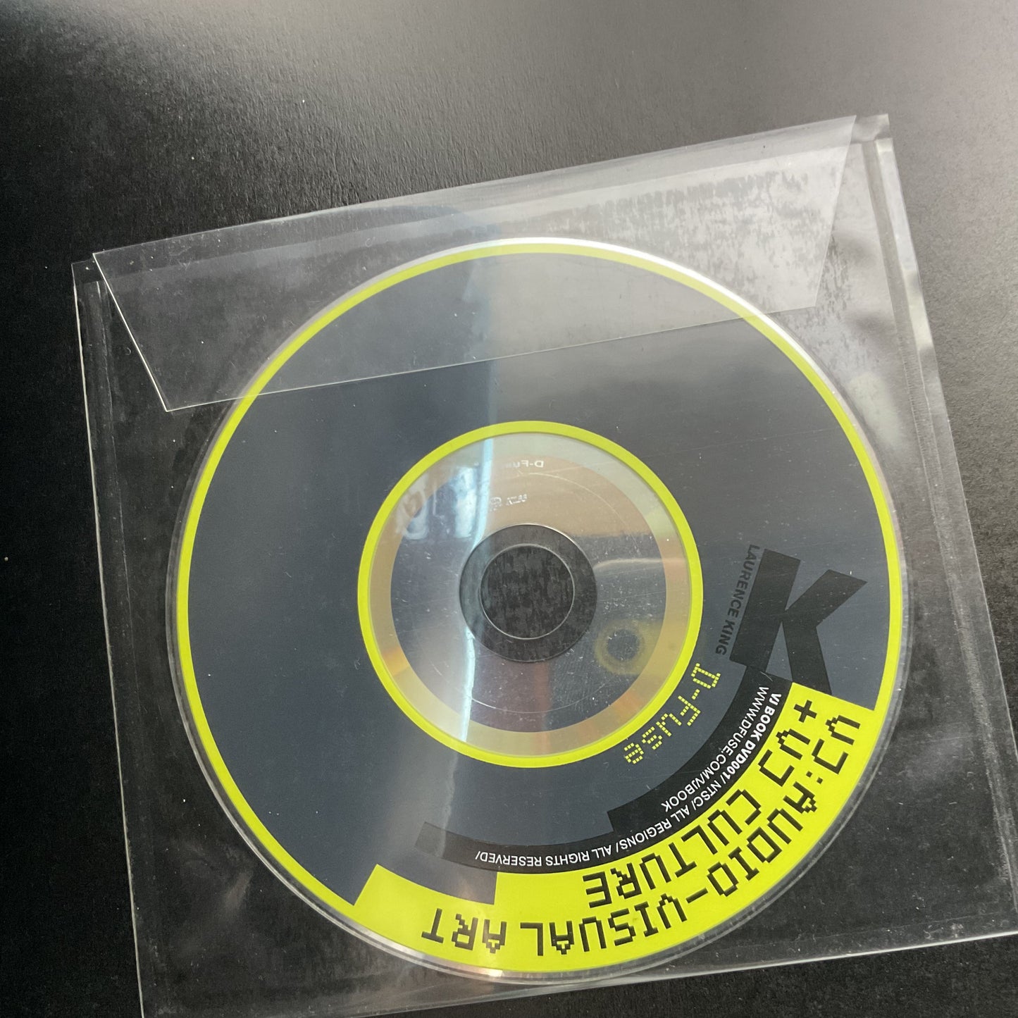 VJ: Audio-Visual Art and VJ Culture: Includes DVD