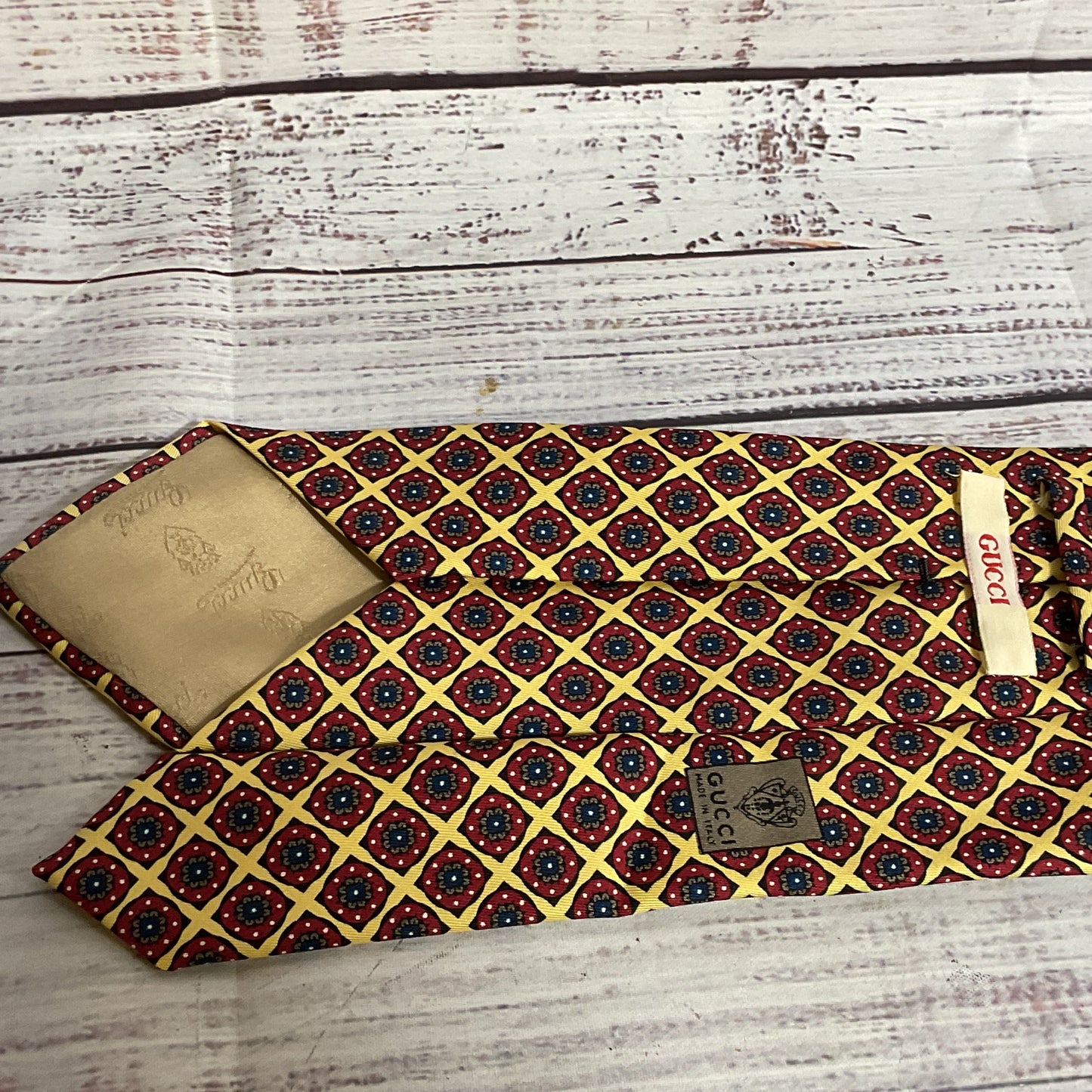 GUCCI Men's Graphic Yellow/Red Silk Tie- 58"L X 3.25"W