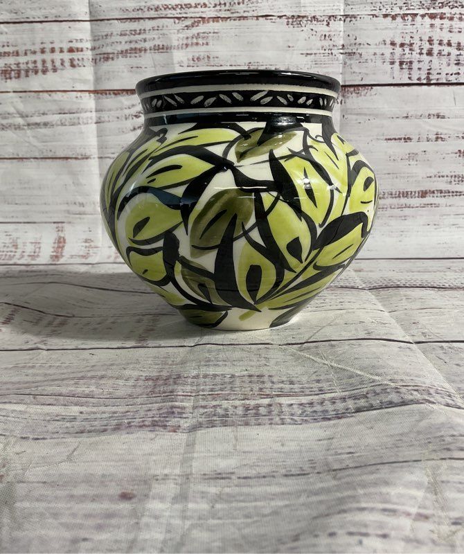 Vintage Hand Painted Art Pottery Vase – Signed “Williams” Leaf Green Art 4.5"