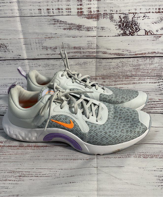 Nike Renew in Season TR11 Training Running Shoes Pure Platinum DA1349–001 Size 9