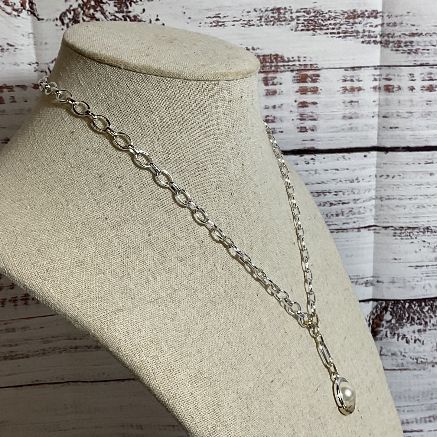 NWT ANNE KLEIN Silver Tone Faux Pearl Dangle Pendant Necklace- 22"